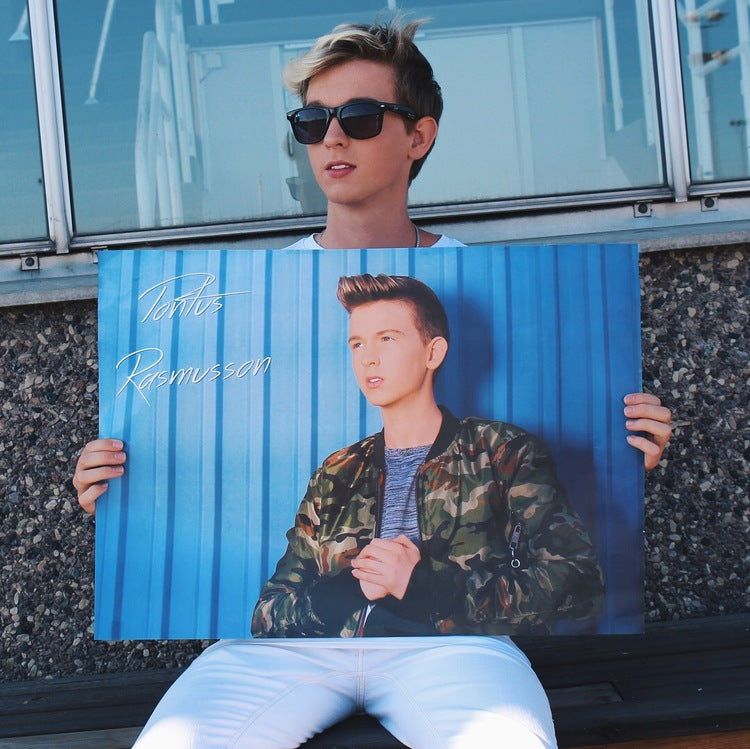 Affisch - Signerad av Pontus